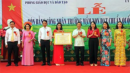 Trường mầm non Hoa Sữa