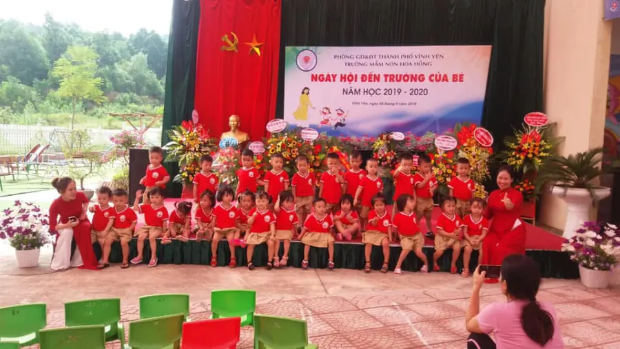 Trường mầm non Hoa Hồng