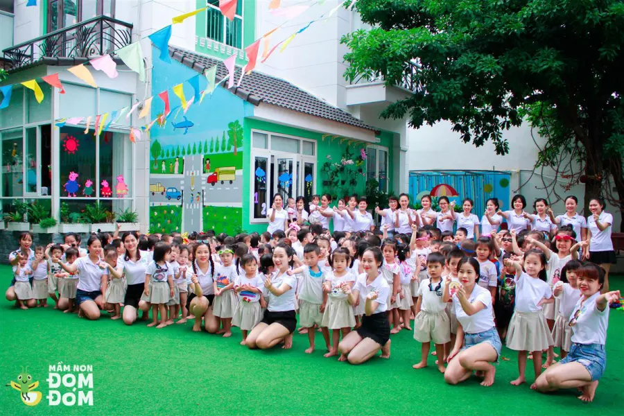 Trường mầm non Đom Đóm