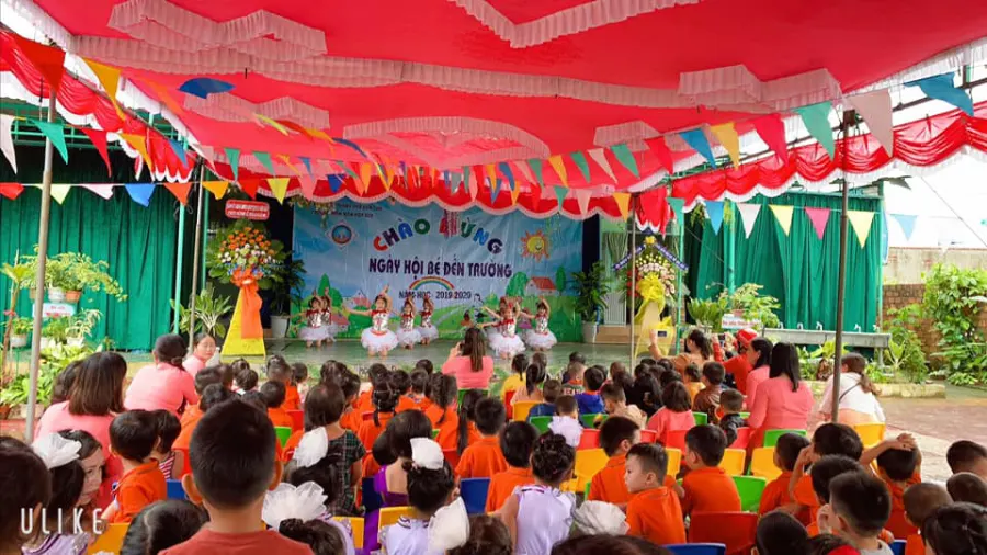 Trường mầm non Hoa Sữa