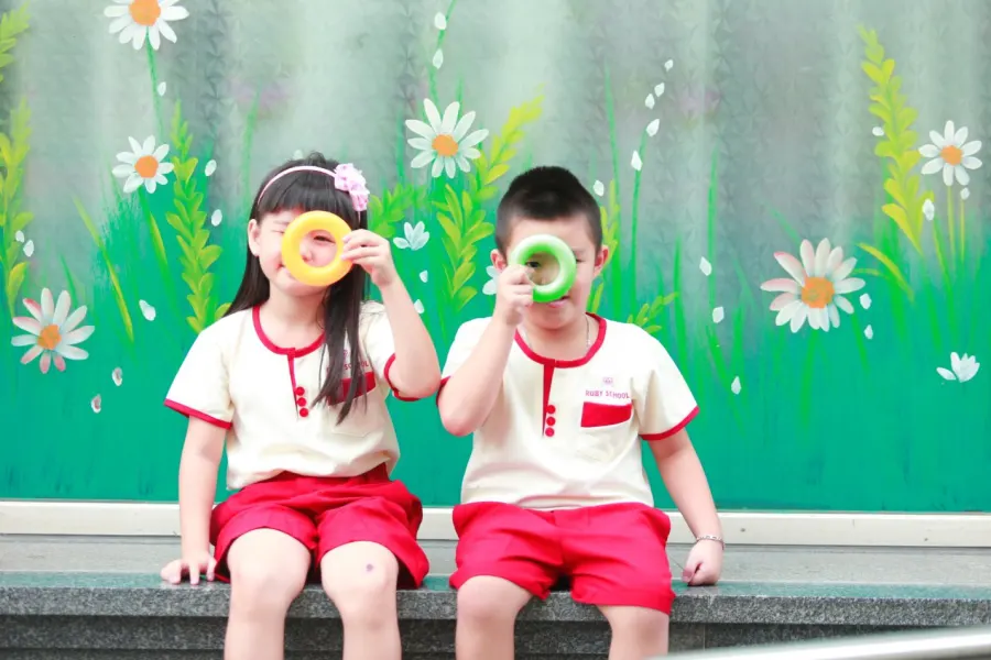 Trường Tiểu Học & Trung Học Cơ Sở Hồng Ngọc (Ruby School)