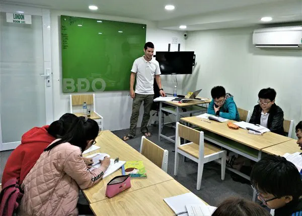 Trường tiểu học Anh Ngữ Quốc Tế GWIS