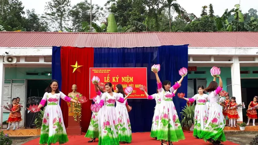 Trường tiểu học Hồng Quân