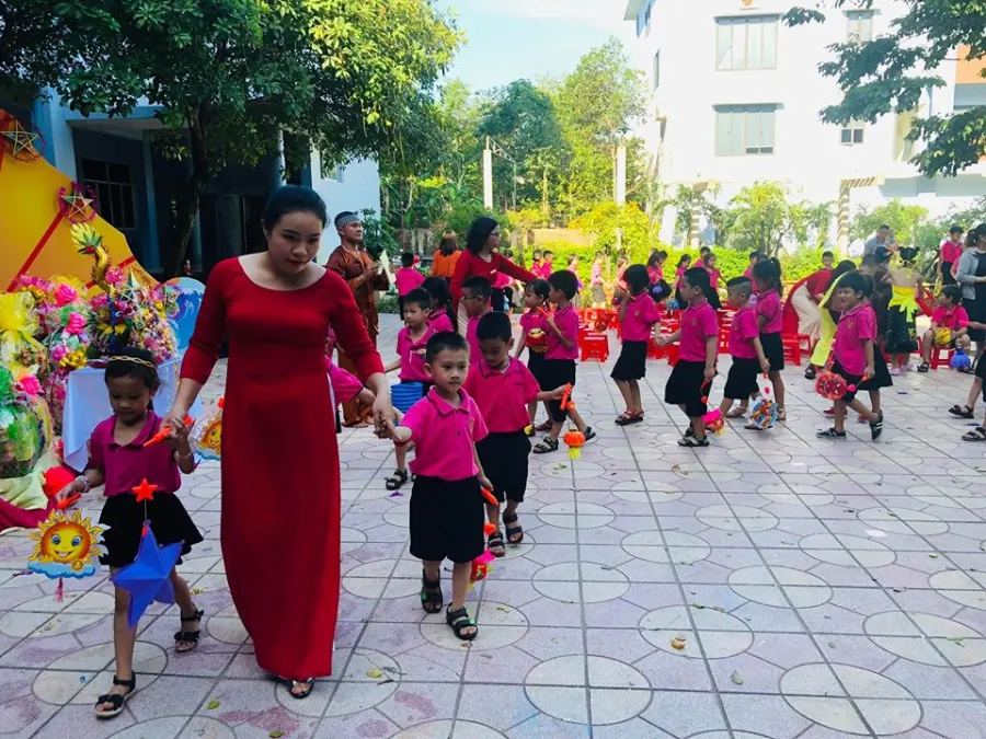 Trường tiểu Học, THCS & THPT Trưng Vương