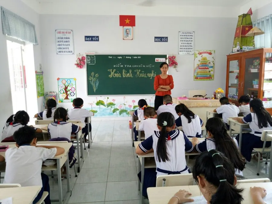 Trường tiểu học Âu Dương Lân