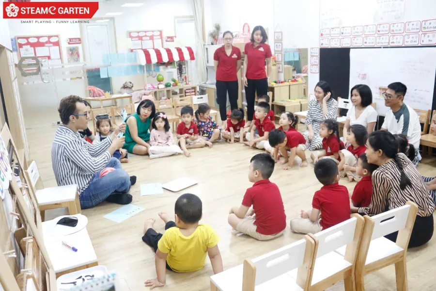 Trường mầm non song ngữ STEAMeQ - Monbay