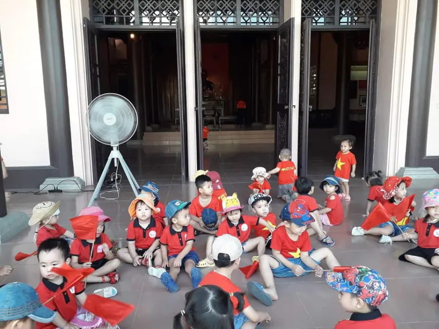 Trường Mầm Non Song Ngữ Smart Kids - Phú Sơn