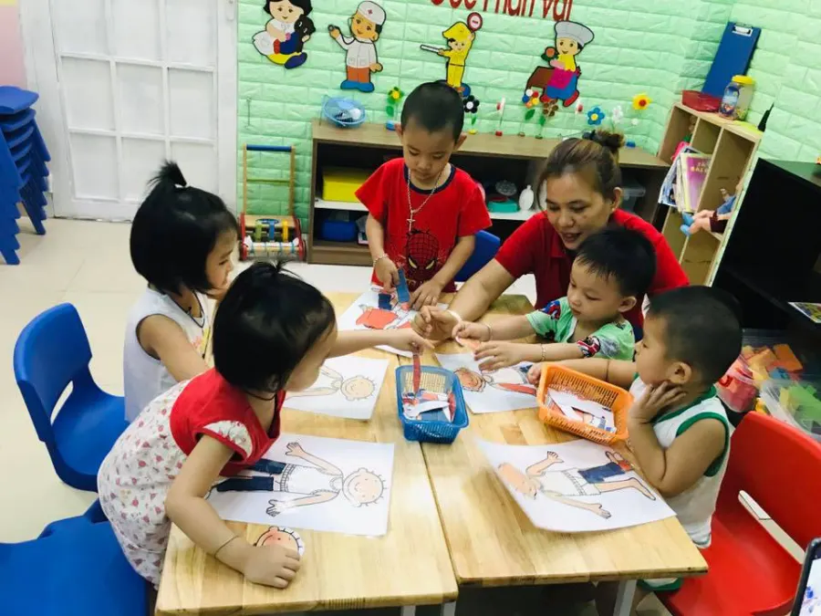 Trường mầm non Amikids