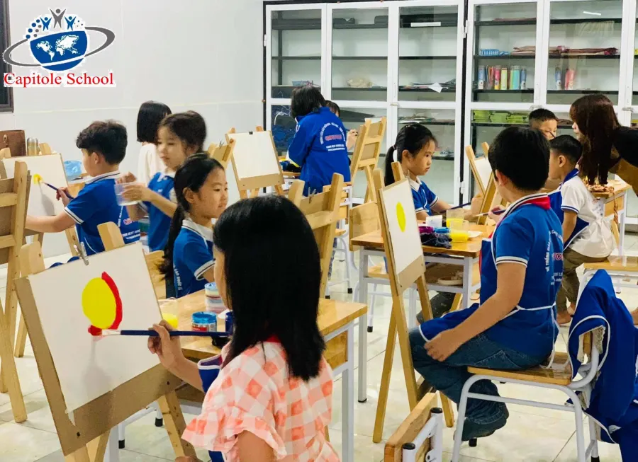 Trường Liên cấp Capitole