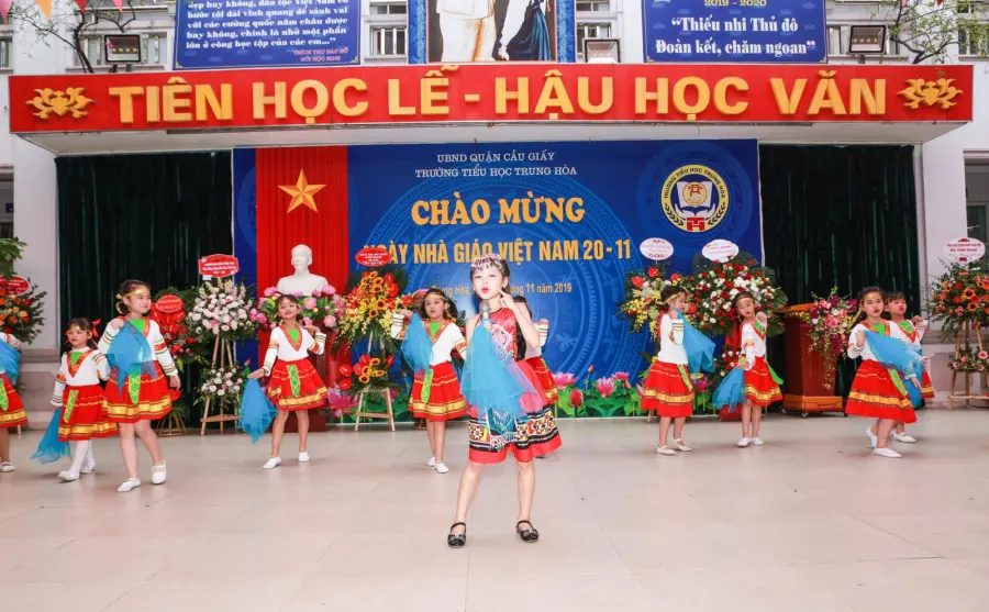 Trường tiểu học Trung Hòa