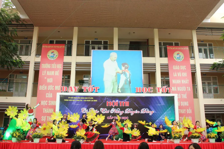 Trường tiểu học Trung Vắn