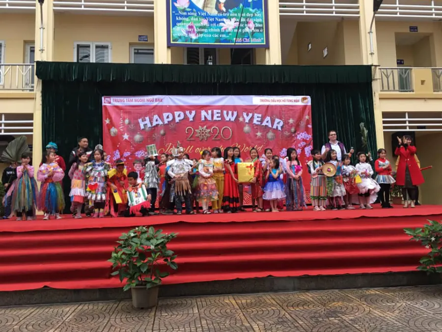 Trường Tiểu học Hồ Tùng Mậu