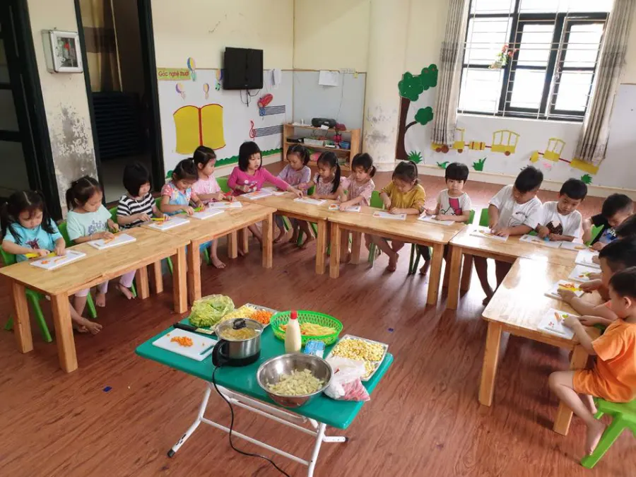 Trường mầm non Hoa Ban -  Eurowindow River Park