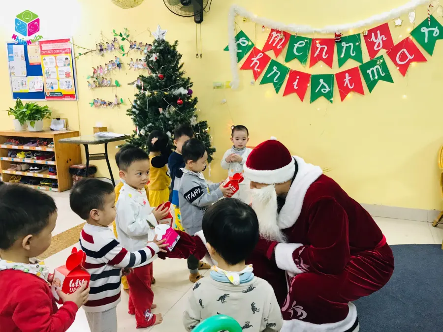 Trường mầm non Khúc Khích - Khương Thượng