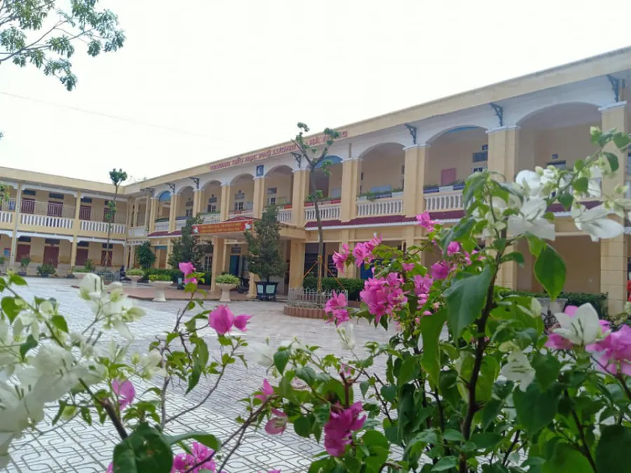 Trường Tiểu học Phú Lương II