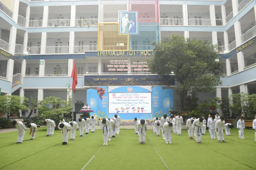 Trường tiểu học Lê Văn Tám