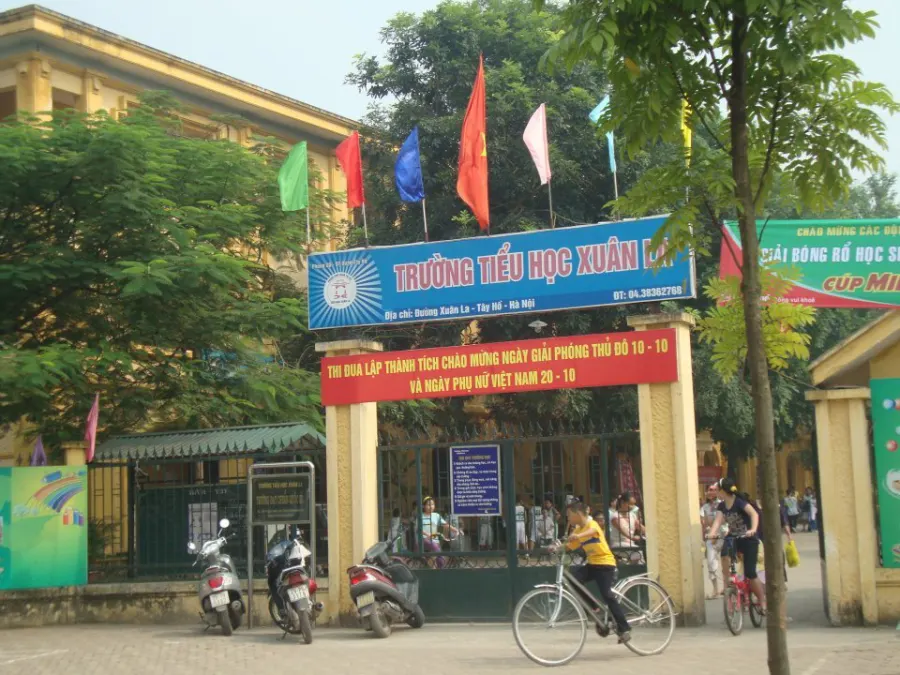 Trường Tiểu học Xuân La