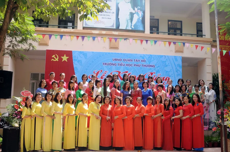 Trường Tiểu học Phú Thượng