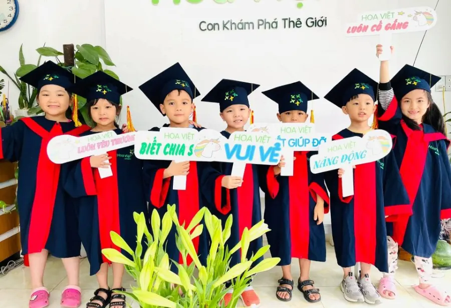 Trường Mầm Non Montessori Preschool Hoa Việt