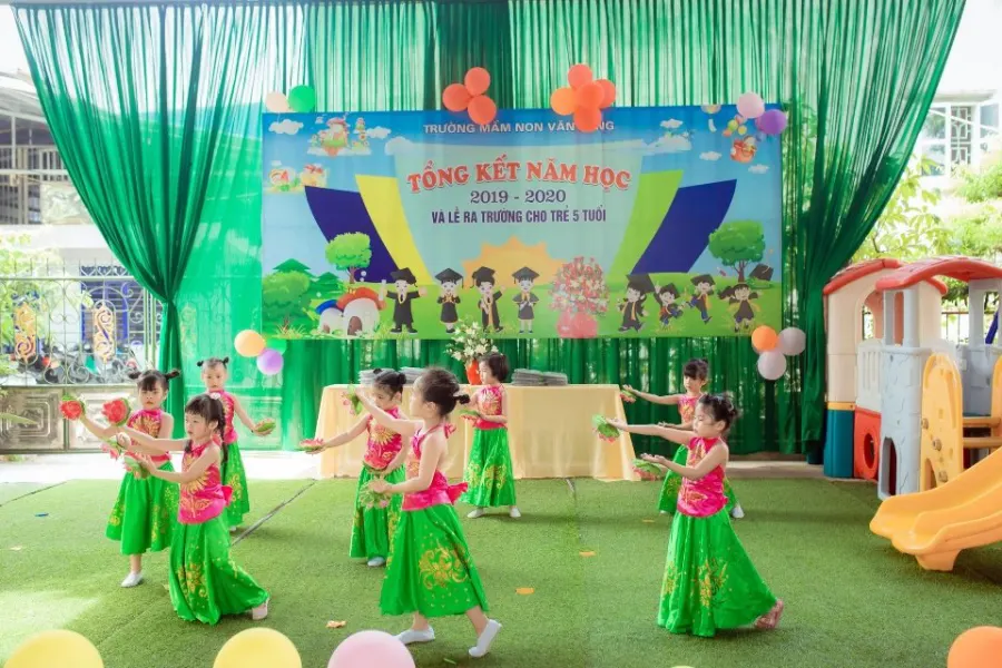 Trường mầm non Văn Lang