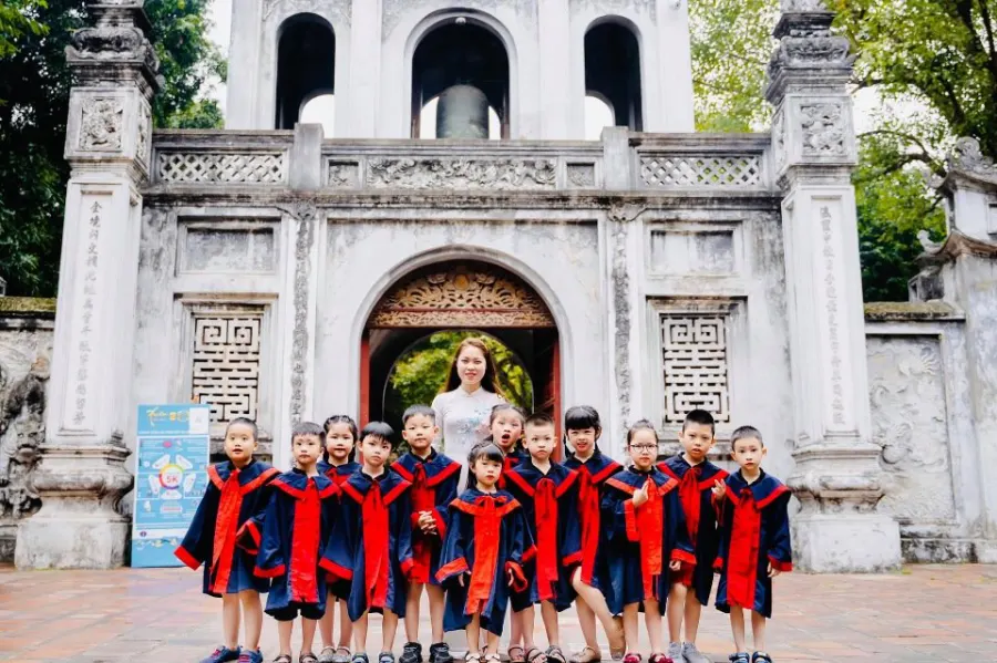 Trường mầm non Mặt Trời Bé Con