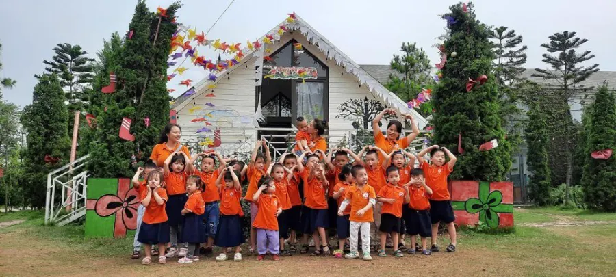Trường mầm non Búp Sen Hồng