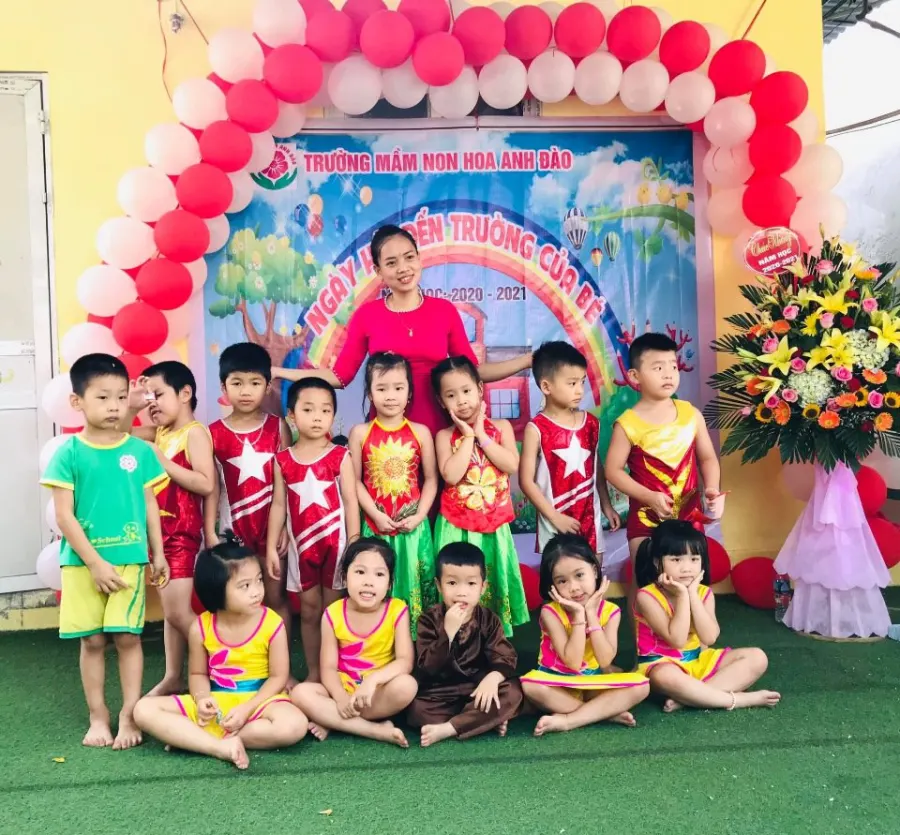 Trường mầm non Hoa Anh Đào - Sakura