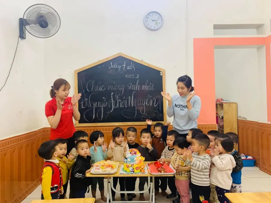 Trường mầm non CLC Jollykids