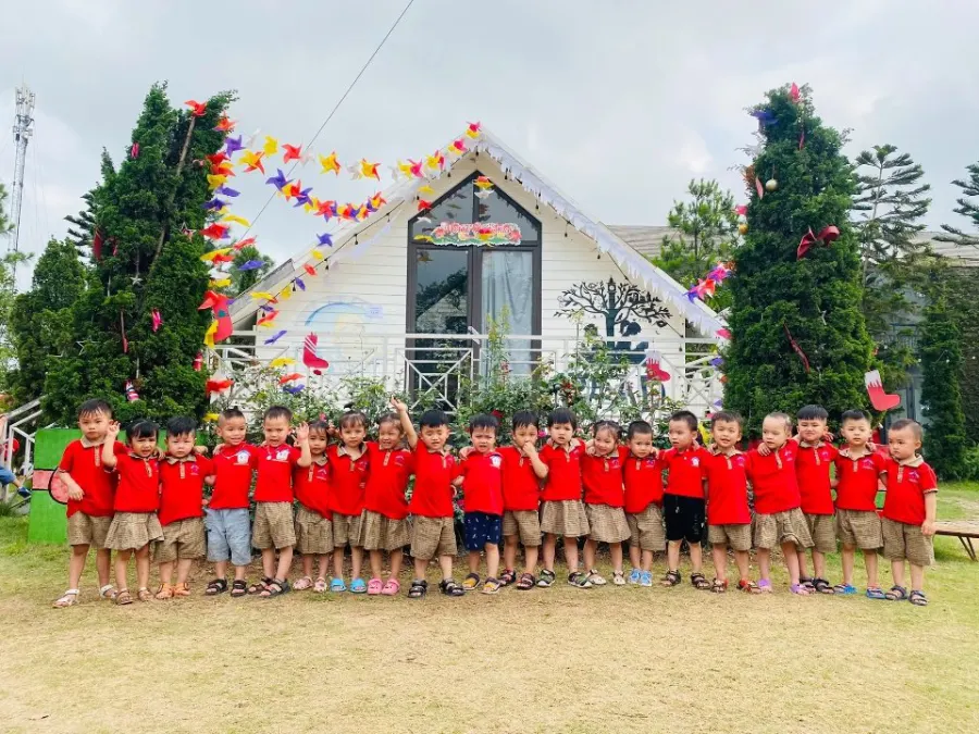 Trường Mầm Non Happy House Montessori