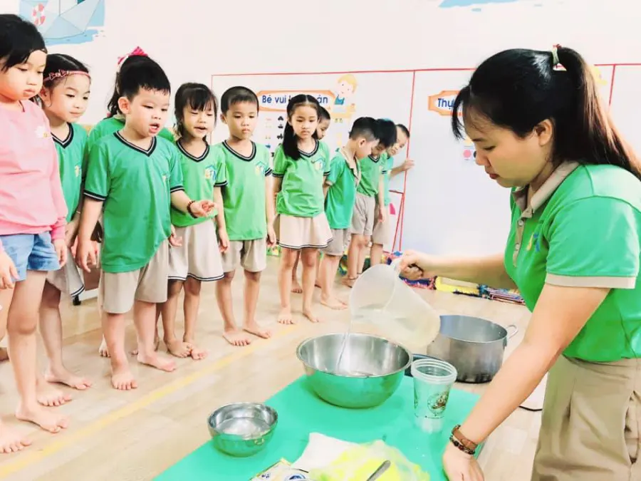 Trường mầm non Bé Ngoan