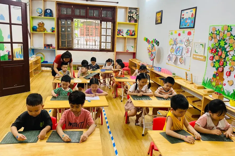 Trường Mầm Non Song Ngữ Kid's Kingdom Montessori