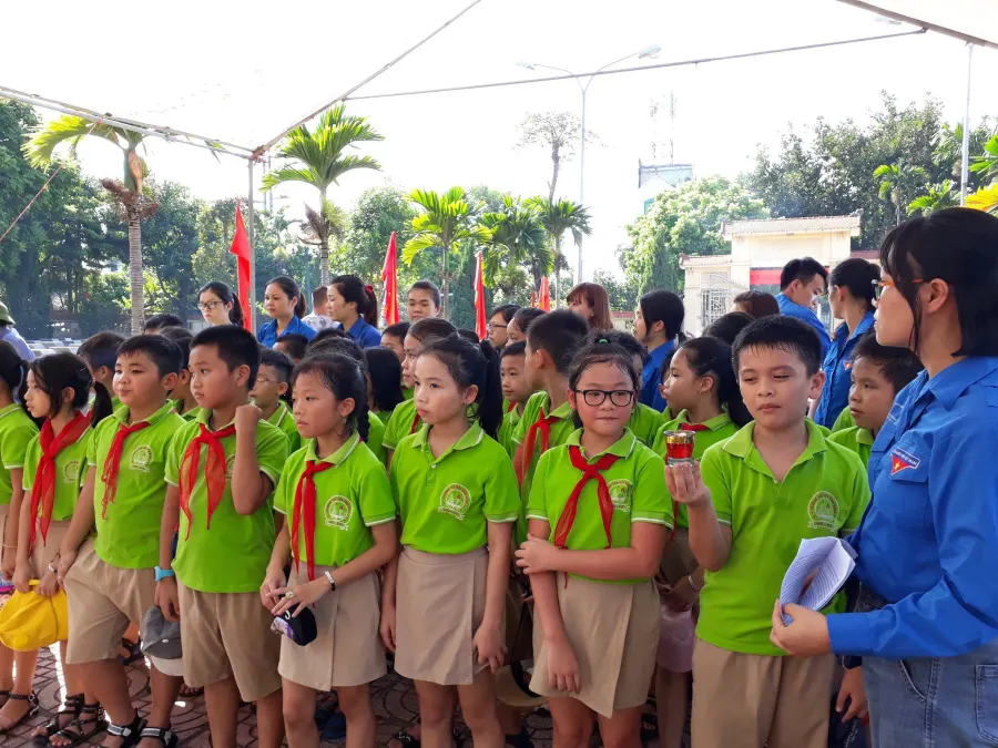 Trường Tiểu học Đình Bảng 2