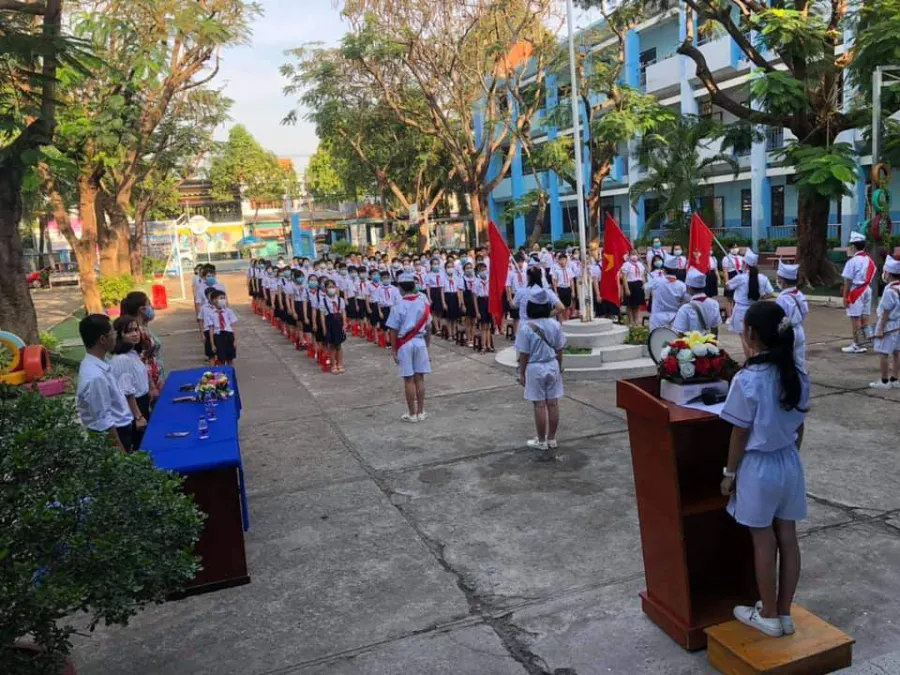 Trường Tiểu Học Lê Hồng Phong