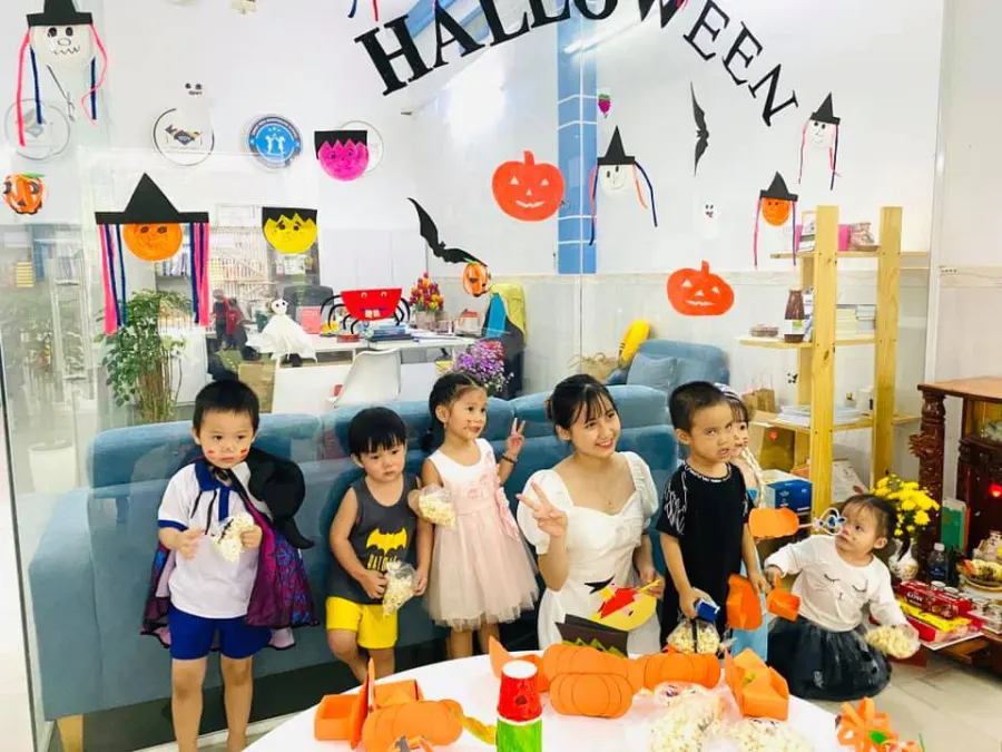 Trường mầm non Smart Kids Montessori