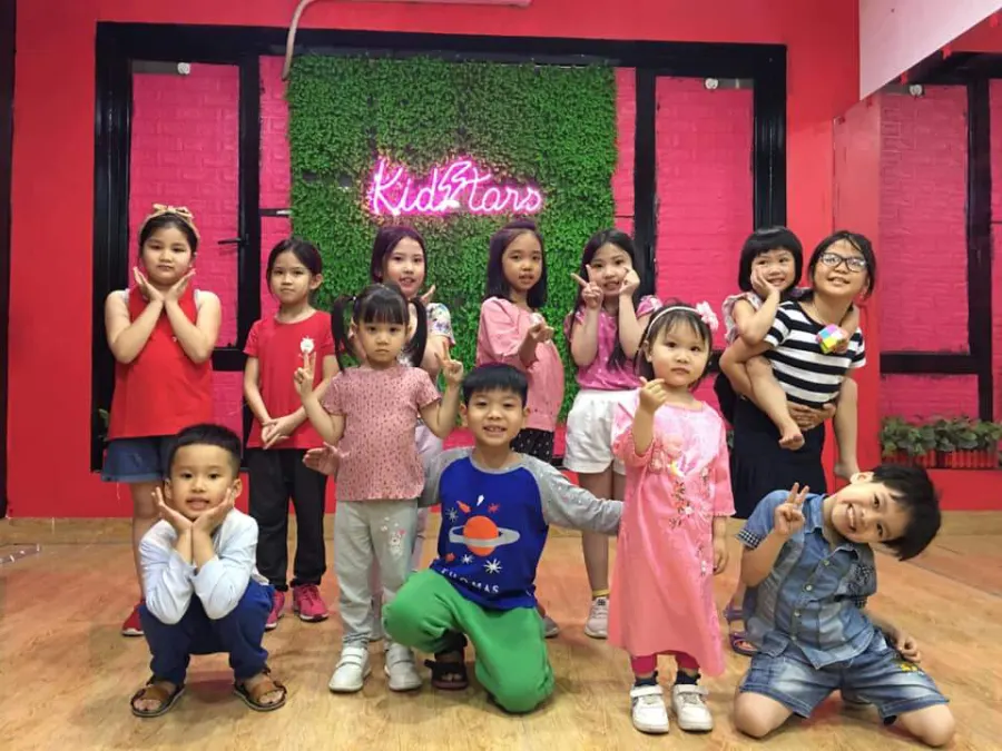 Kidstar Trung Tâm Dạy Nhảy Hiện Đại Trẻ Em