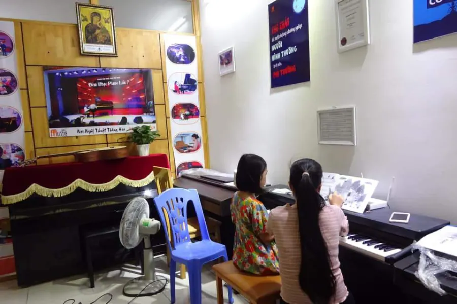 Trung Tâm Art Music
