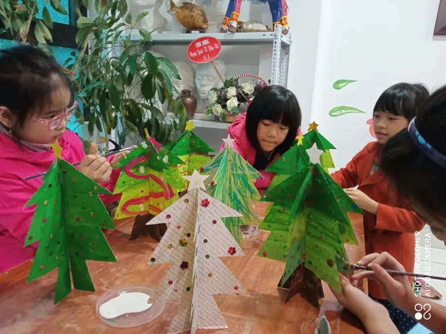 Trung tâm nghệ thuật Hoa Tâm