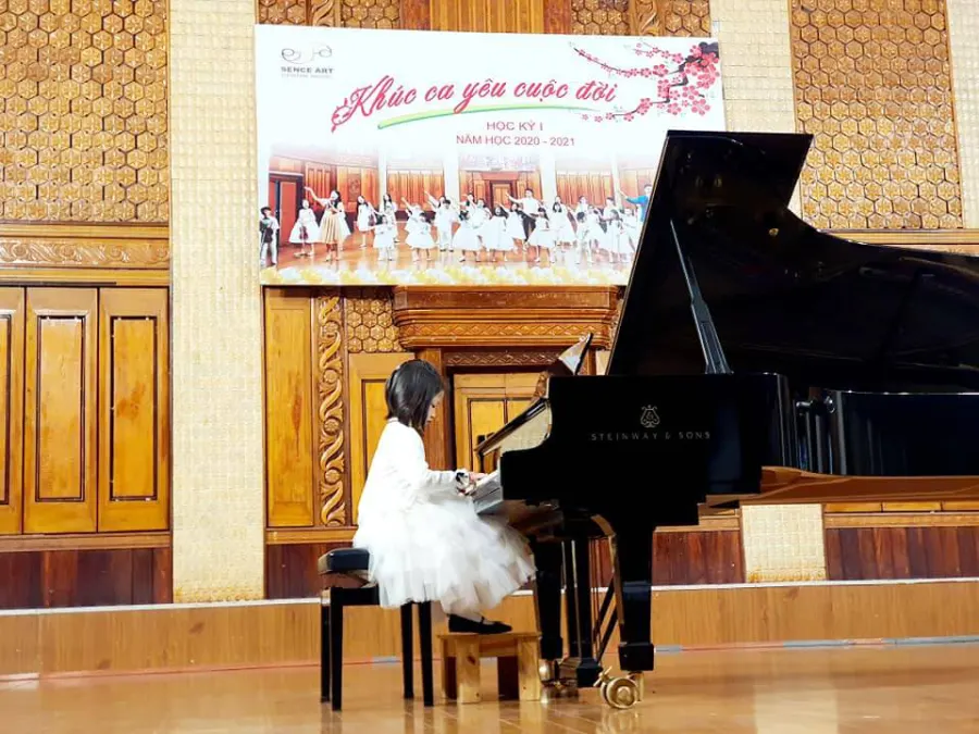 Trung tâm nghệ thuật Sense Art