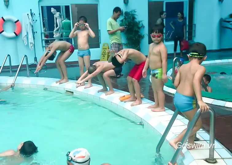 Trung tâm dạy bơi cấp tốc Goswim