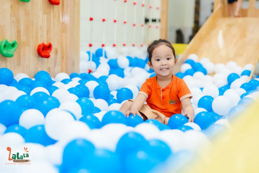 Trường Mầm Non La La La (La La La Kindergarten)