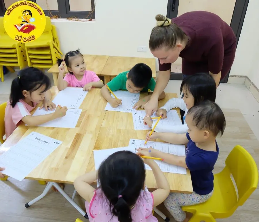 Mầm Non Chất Lượng Cao Bé Ong (Little Bee)