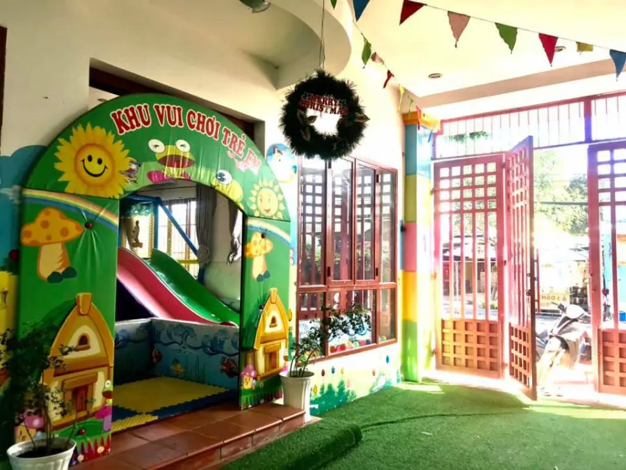 Mầm Non Nắng Hồng