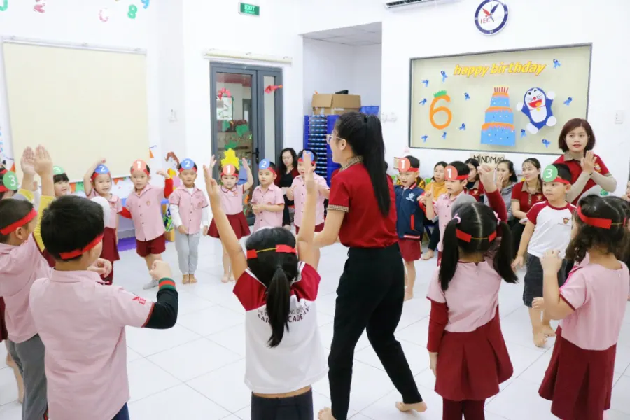 Trường Quốc tế IEC