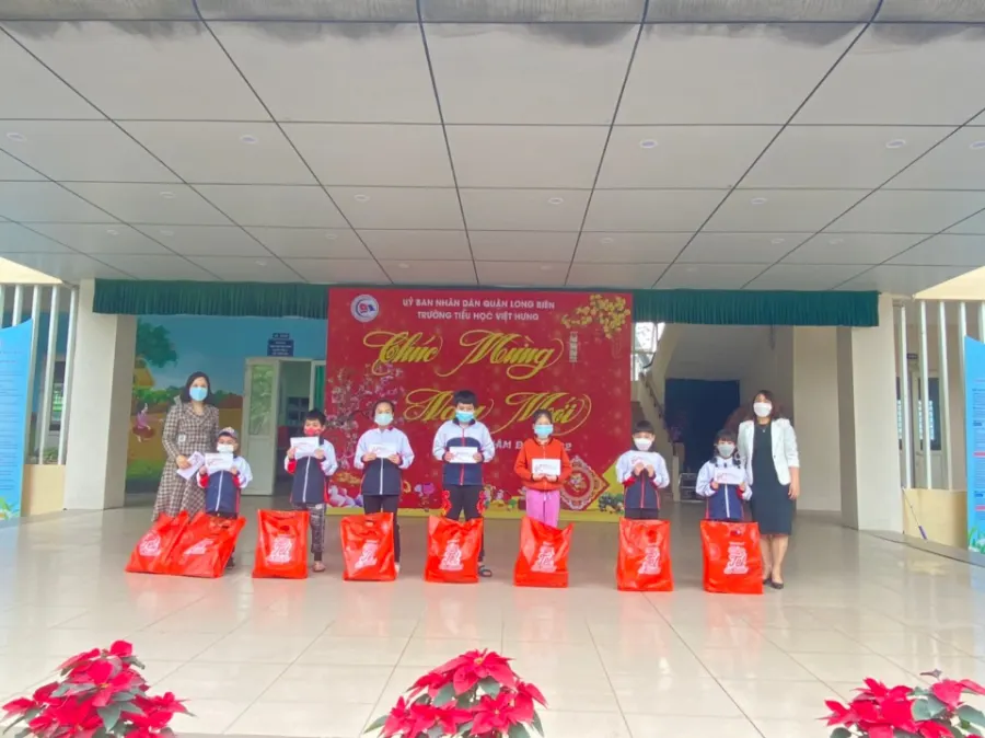 Trường tiểu học Việt Hưng - Hoa Lâm, Việt Hưng