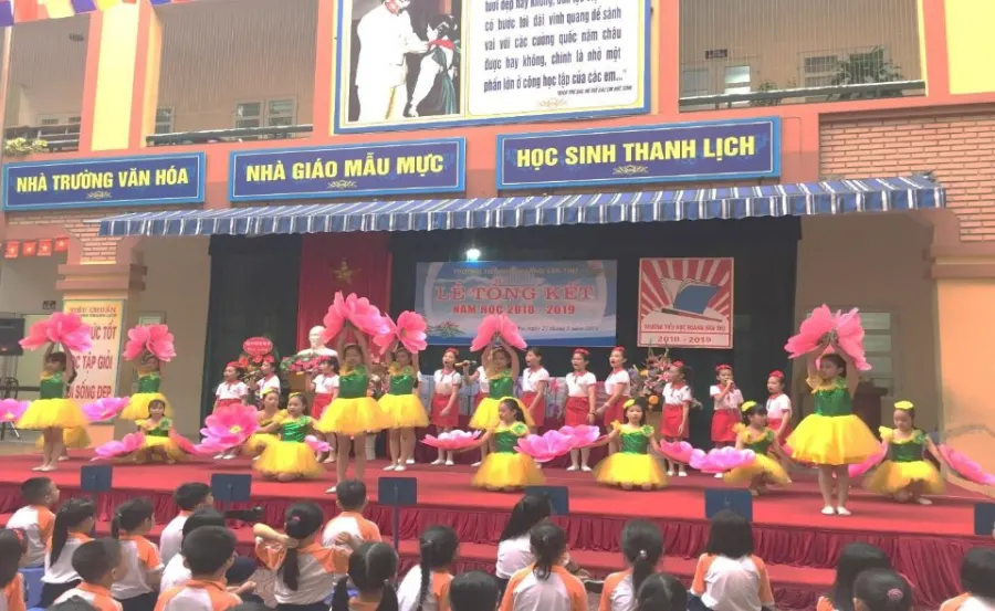 Trường Tiểu Học Hoàng Văn Thụ