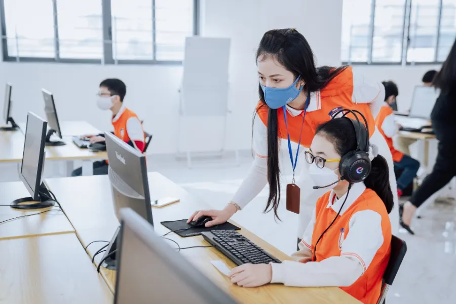 Trường Tiểu Học và THCS Brendon Văn Hiến BHVS