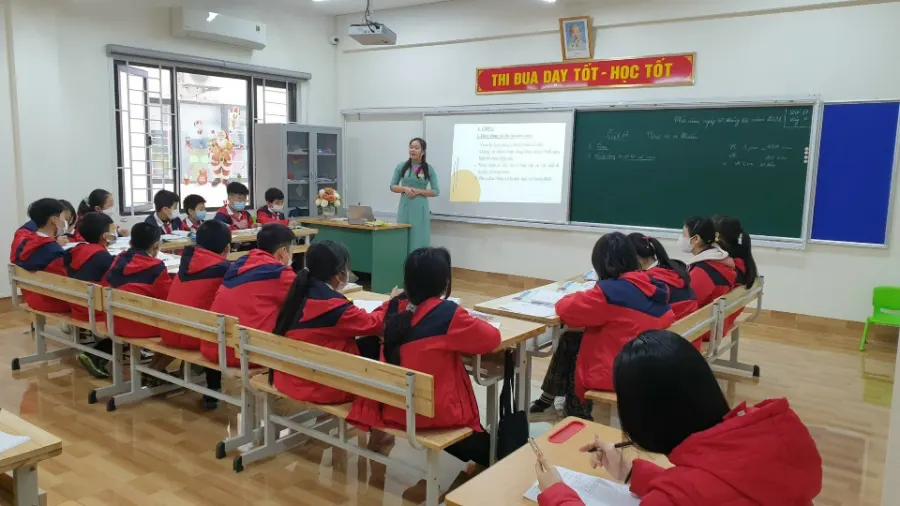 Trường Tiểu học và Trung học cơ sở Newton TH - Đông Hương