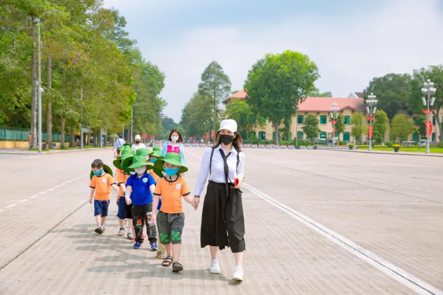 Trường Mầm Non Họa Mi ( Hoa Mi Montessori Preschool )