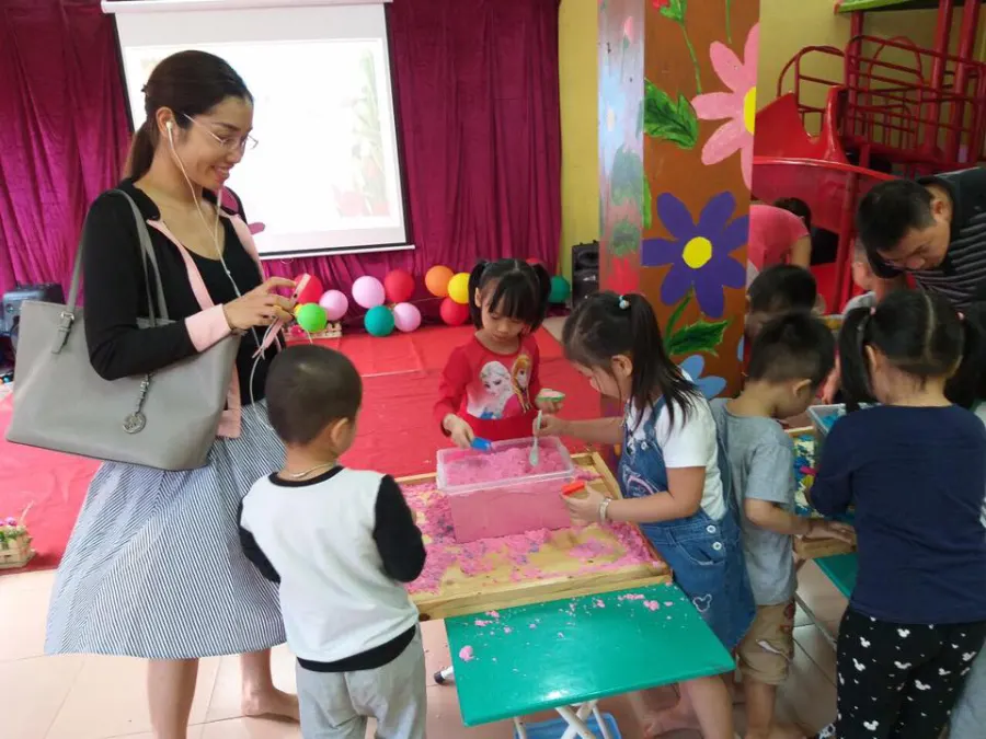 Mầm non tư thục Ánh sáng