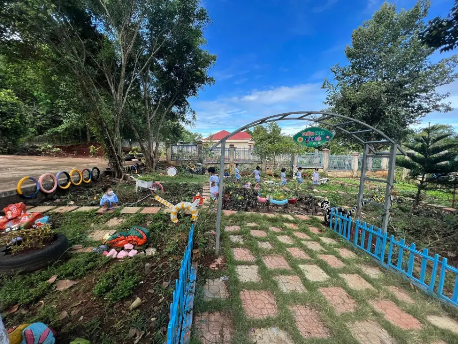 Trường Mầm Non Vành Khuyên